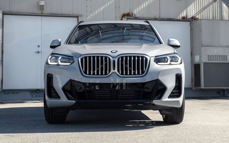 BMW X3: Элегантный и мощный кроссовер для всех