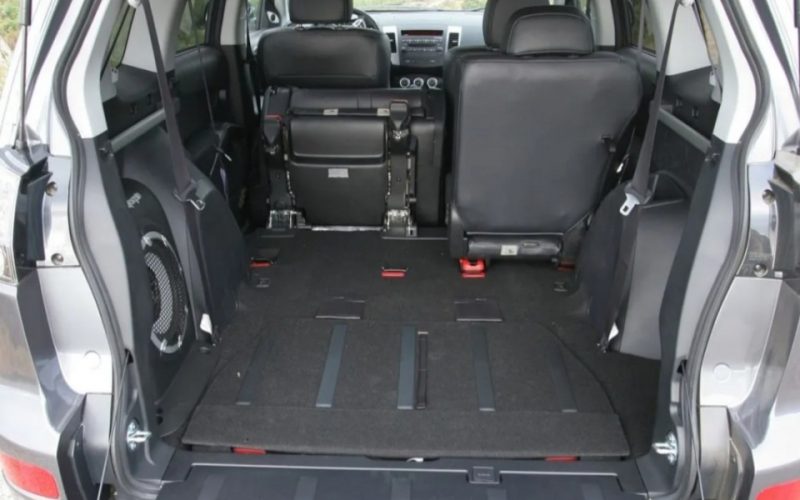 Как сделать Mitsubishi Outlander более уютным для пассажиров?